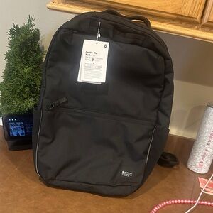 Lululemon Double-Zip Backpack 22L - NWT